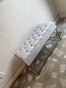 IMAGEM: Abajur branco