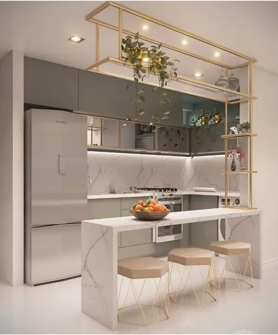 cozinha-com-prateleira-em-serralheiria-metal-dourado